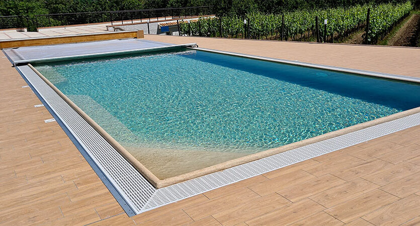 Copertura di sicurezza in PVC Four Seasons su piscina